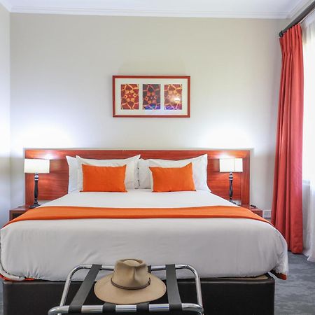 Cresta Botsalo Hotel Palapye エクステリア 写真