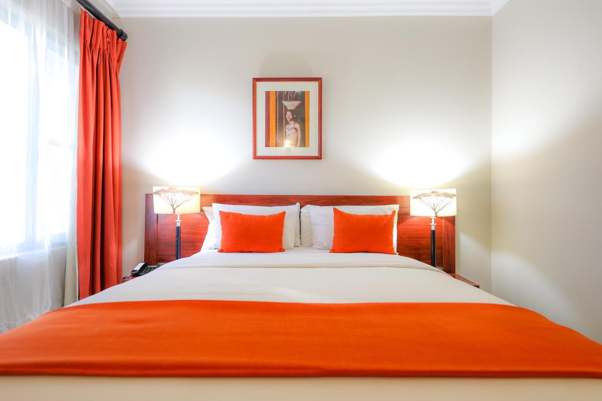 Cresta Botsalo Hotel Palapye エクステリア 写真