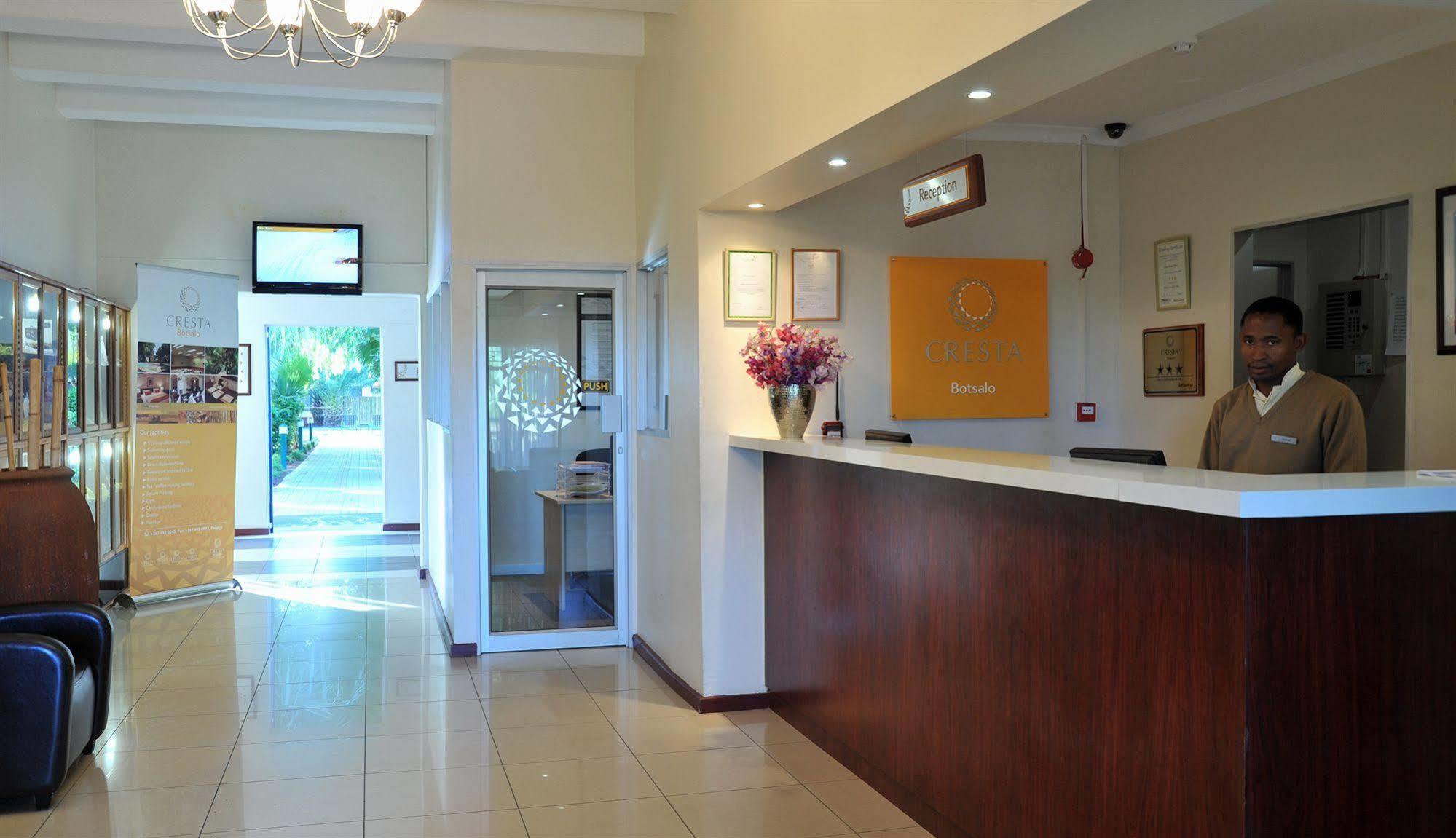 Cresta Botsalo Hotel Palapye エクステリア 写真