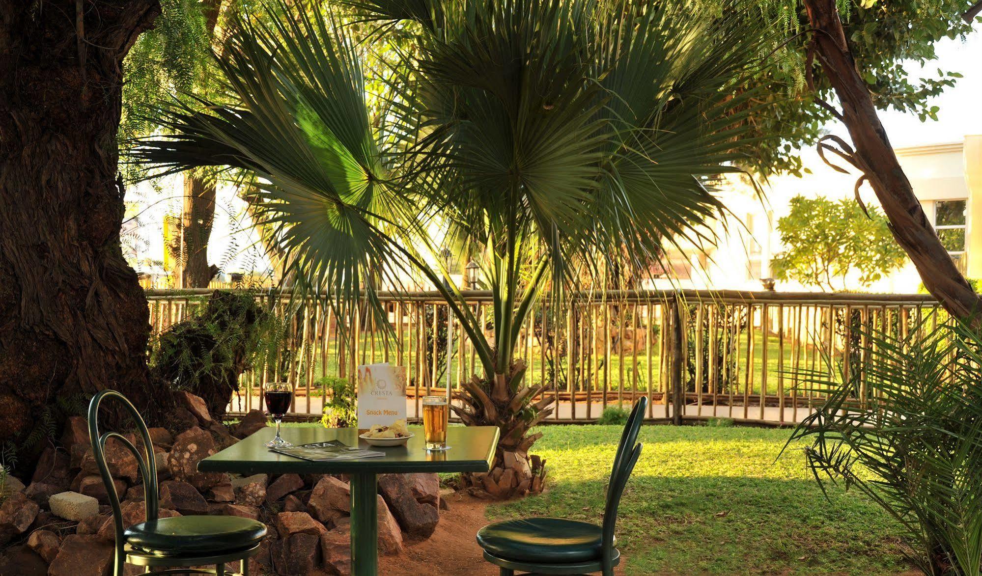 Cresta Botsalo Hotel Palapye エクステリア 写真